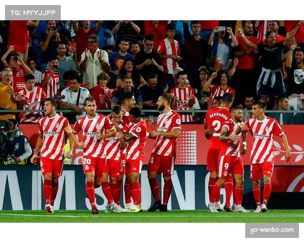 拜仁全年客场保持不败，队史第三次自然年客场不败创纪录