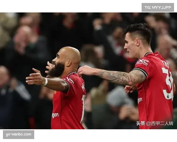 曼联状态起伏致积分停滞 攻防两端缺乏稳定性